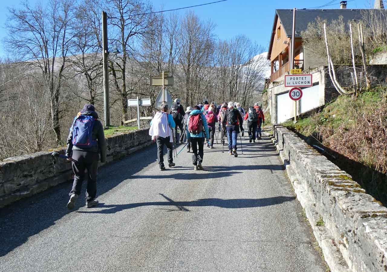 1 debut de la randonnee depuis portet de luchon