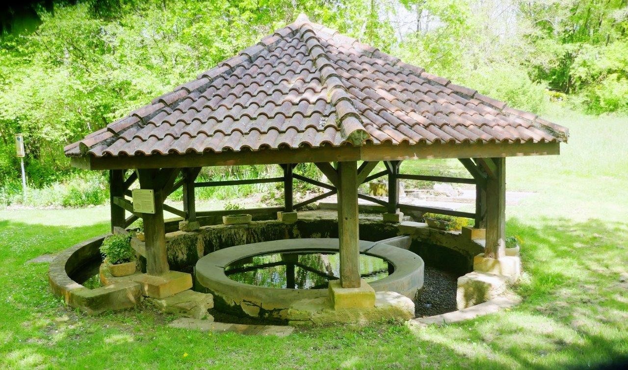 10 lavoir abreuvoir 4 