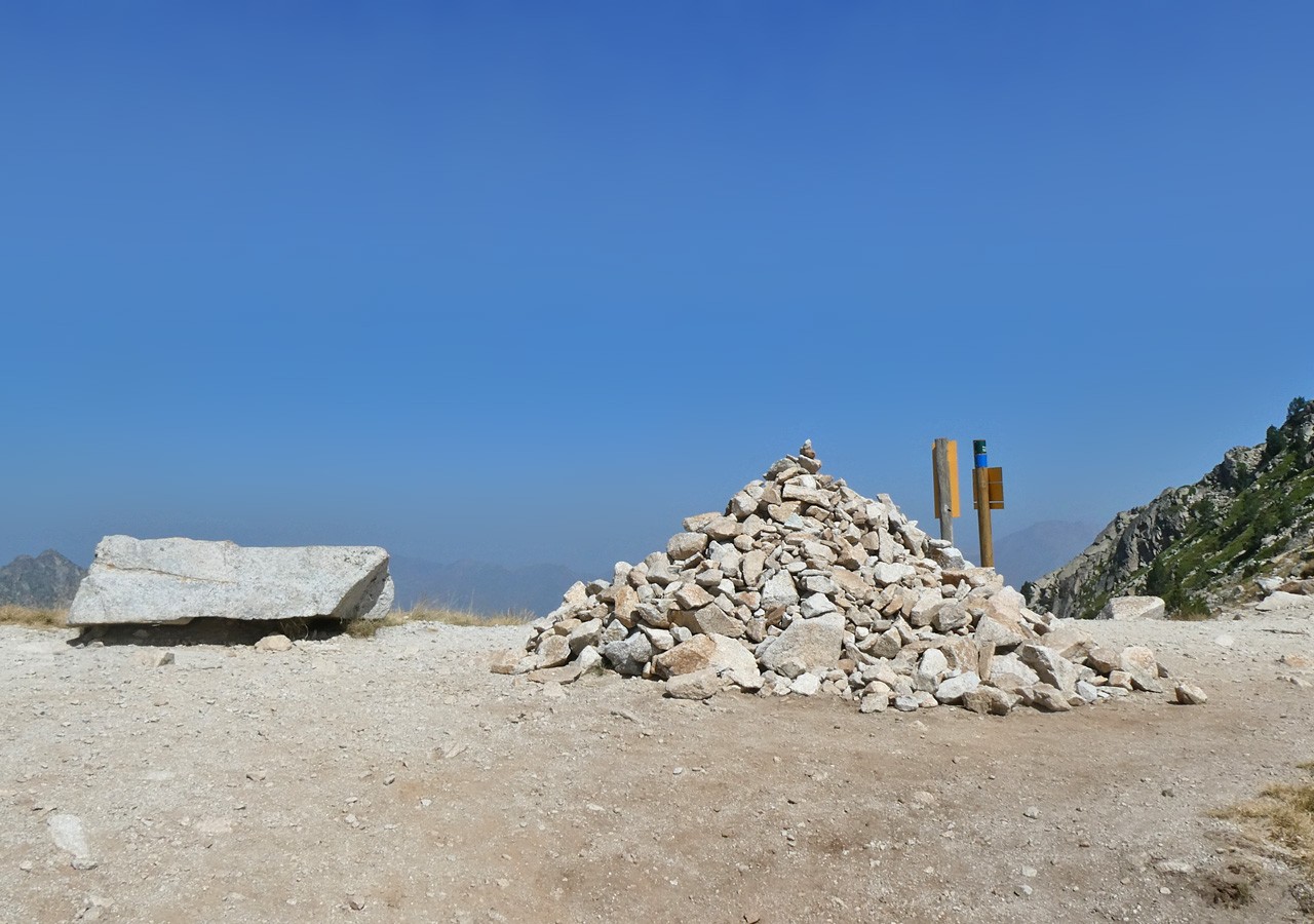 12 arrives au cairn de l hourquette d aubert