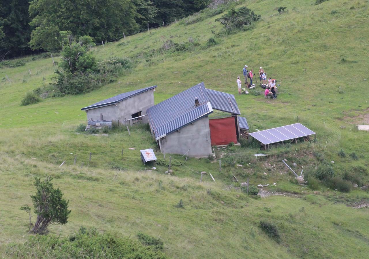 13 les autres a la cabane de barestet