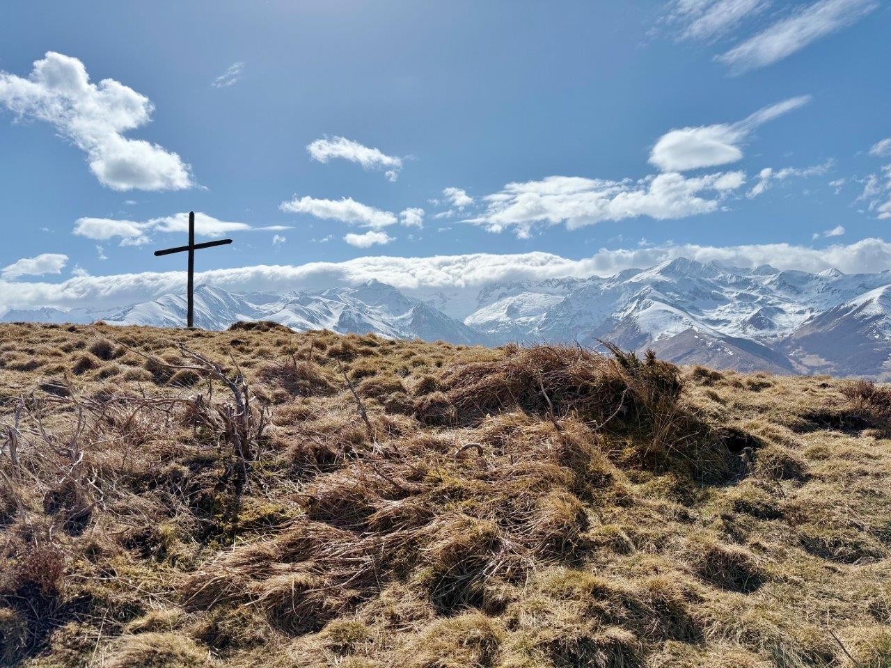 14 croix en vue