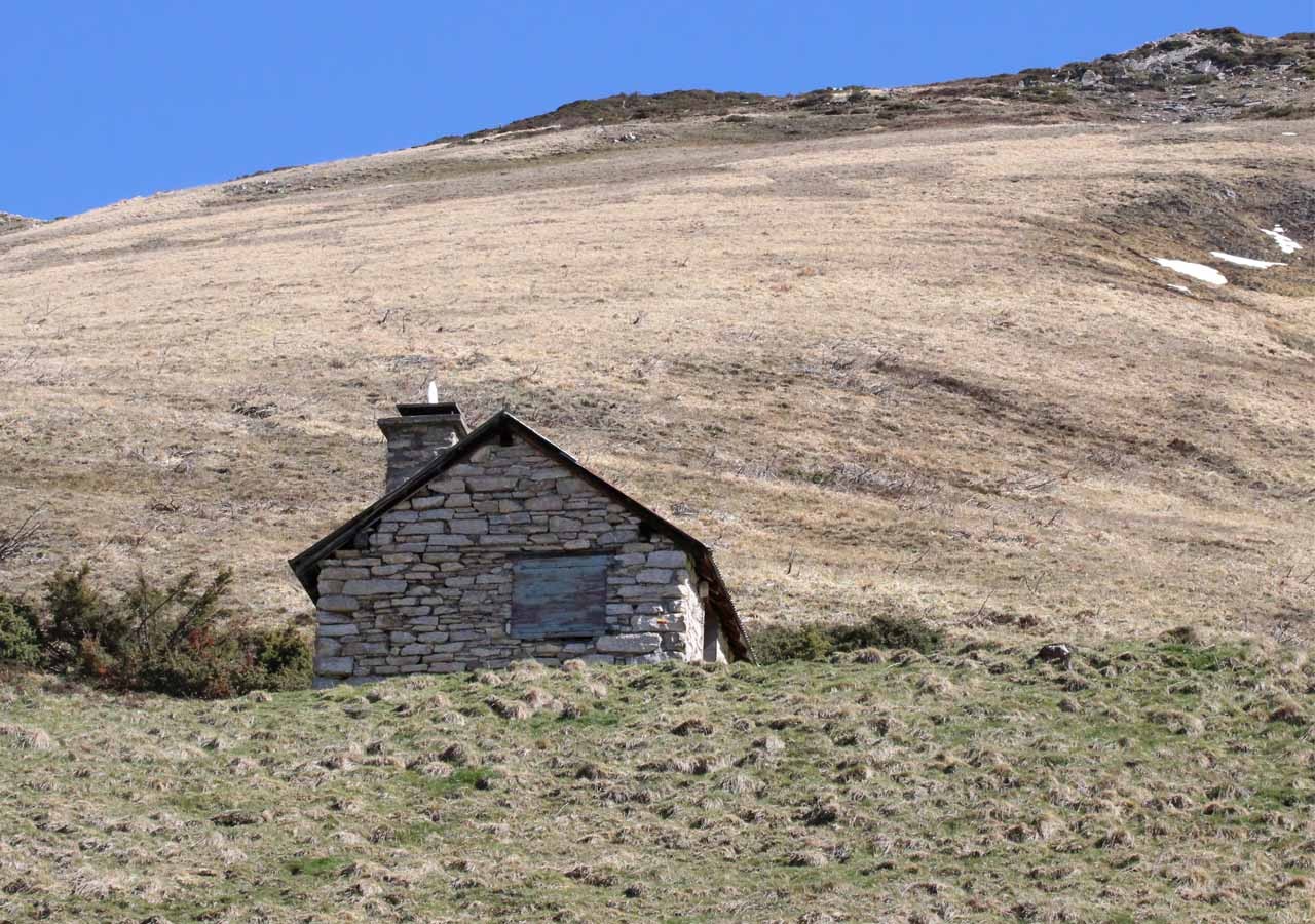 14 nous arrivons a la cabane de conques