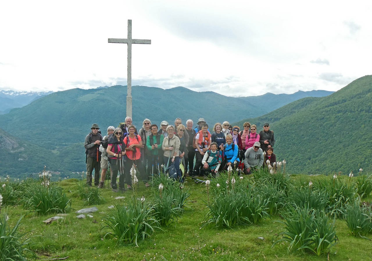 15 tout le groupe au pic de cau