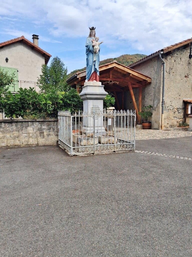 16 antichan de frontignes