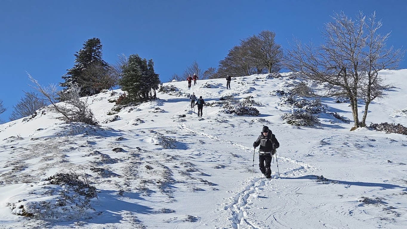 17 descente de haurades vers le col