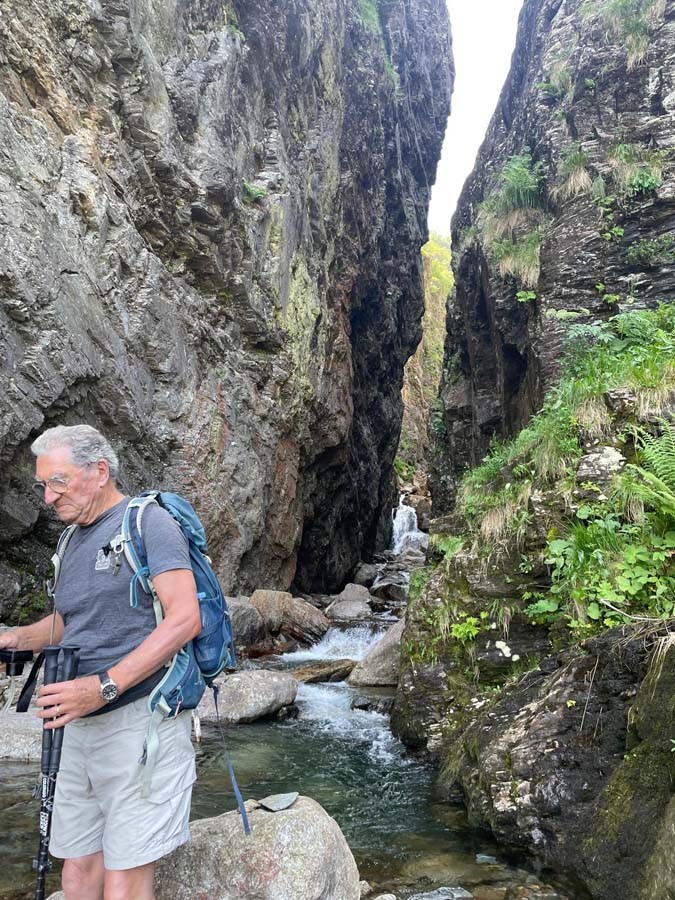 17 vue de la faille et cascade sous crabioule