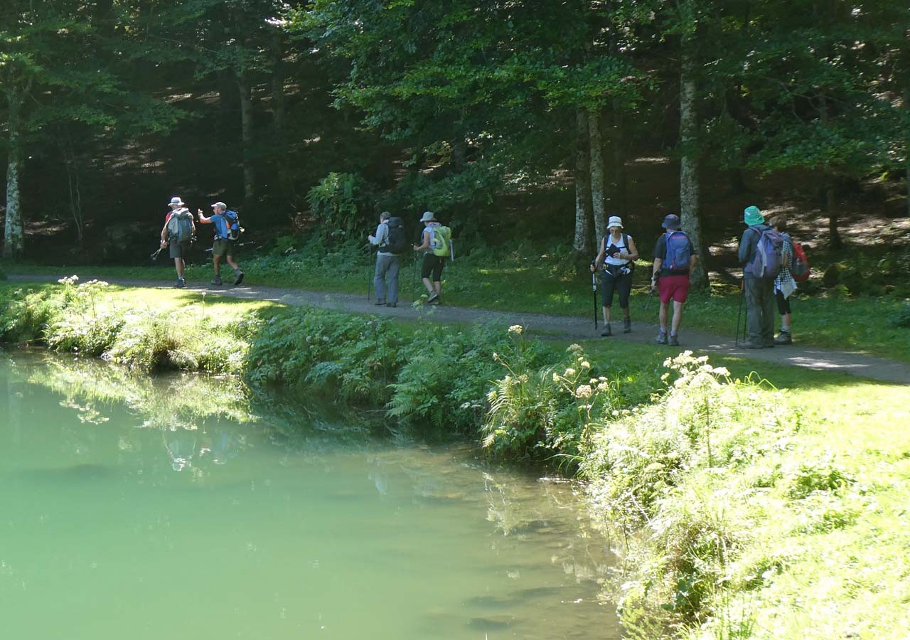 24 on fait le tour du lac de bethmale