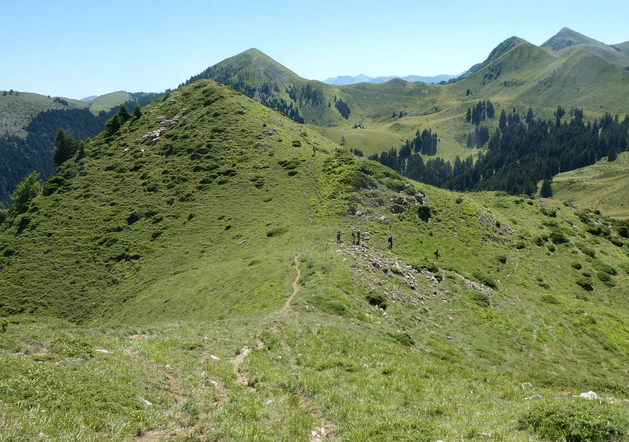 28 la vue en redescendant du mountarrouy