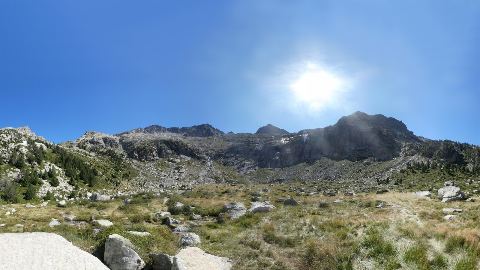 29 le cirque de besiberri juste avant d arriver au lac d estanyet