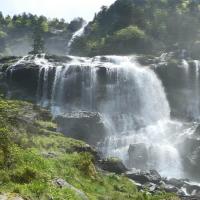 29 zoom sur la cascade d ars