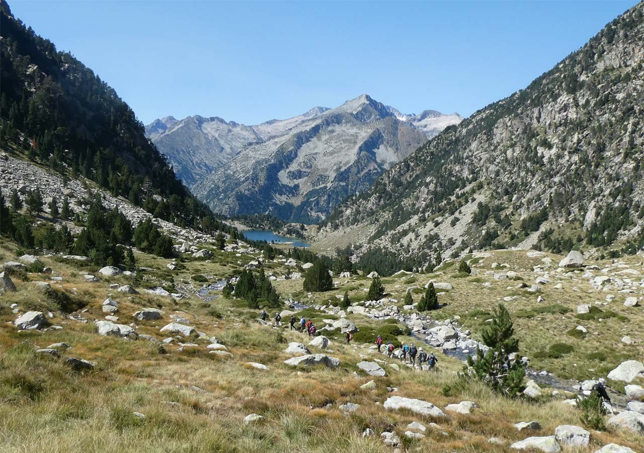 36 le lac du besiberri et mont maladeta vus lors du retour