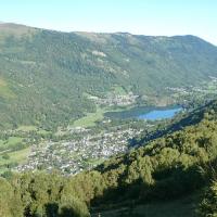 4 le lac de genos loudenvielle au fond de la vallee