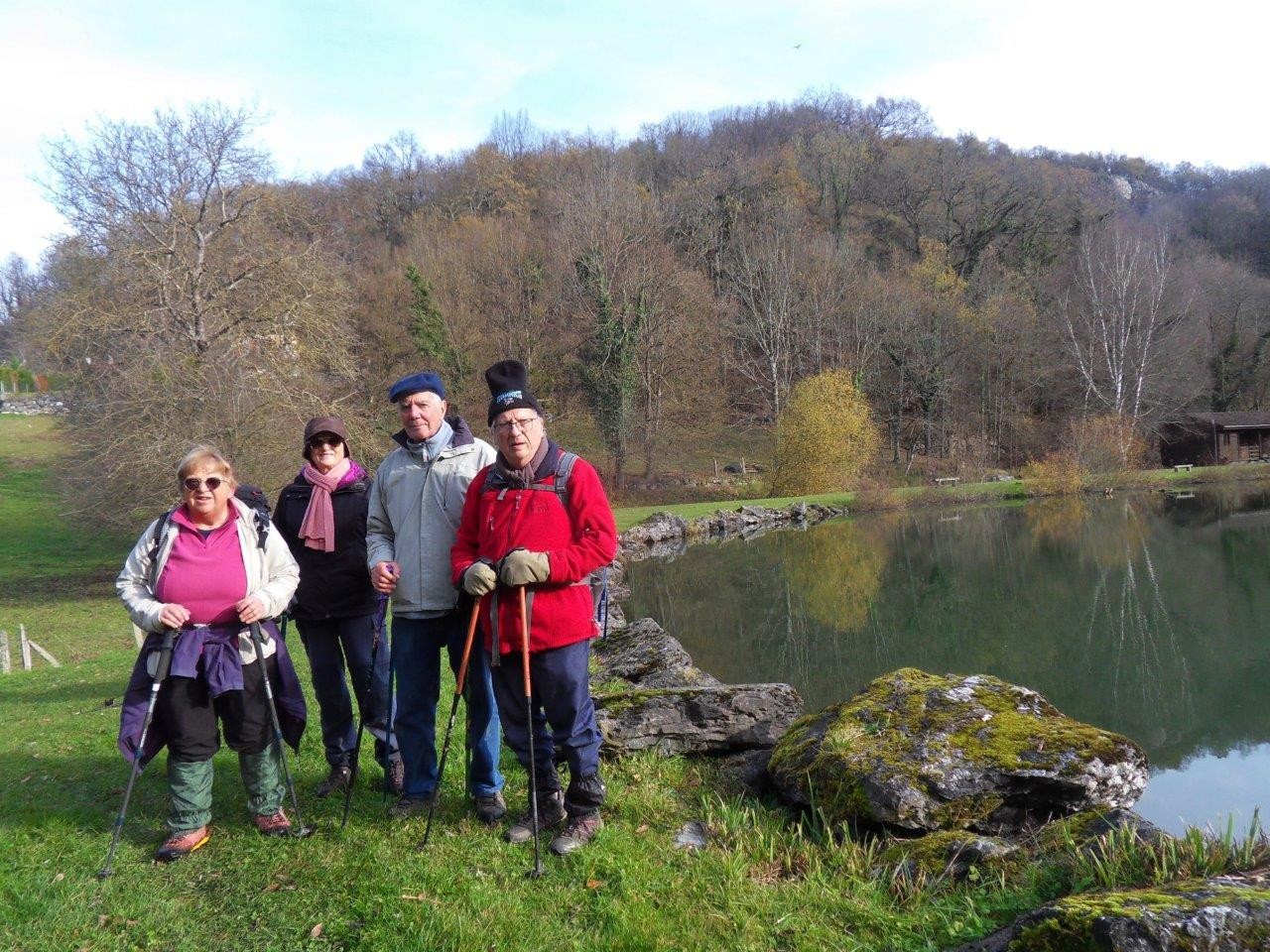 6 un groupe au lac de mauleon