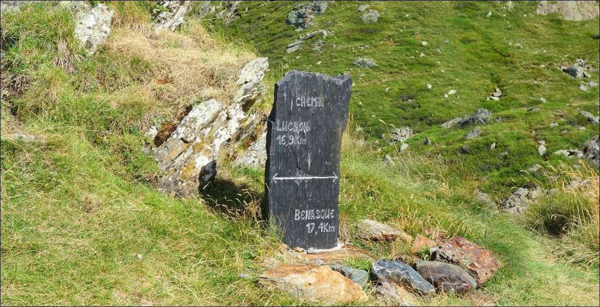 7 borne mi chemin entre luchon et venasque